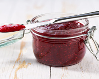 Aprenda a fazer uma geleia de chia perfeita em casa com apenas 2 ingredientes