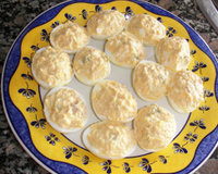 Ovo recheado (típico da Espanha)