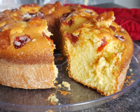 Broa de fubá com goiabada