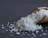 Flor de sal caseira: finalize seus pratos como um chef sem gastar uma fortuna num simples sal; veja como fazer e delicie-se
