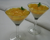 Sobremesa de pêssego com gelatina