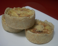 Miniquiche de milho verde com queijo