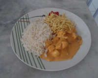 Estrogonofe de frango simples e delicioso