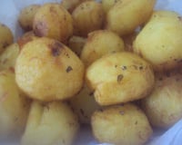 Petisco de Batatinha com Manjericão Seco