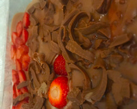 Pavê de chocolate com morango