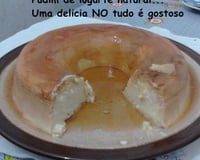 Pudim de iogurte natural