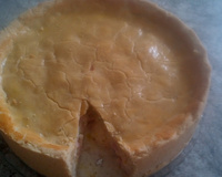 Empadão de queijo e presunto