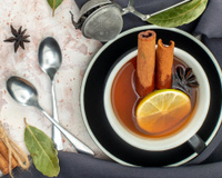 Dois em um: combine essas duas iguarias muito usadas na cozinha e transforme seu chá em uma superbebida