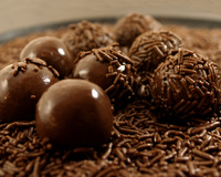Esse brigadeiro tem uma textura incrível e vai virar a sua receita vegana favorita