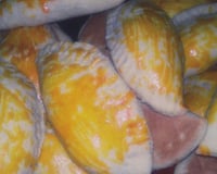 Pastel de massa grossa (frito)