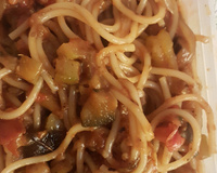 Macarrão com berinjela e azeitona