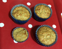 Bolinho de cenoura com queijo (cupcake salgado)