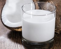 Leite de coco caseiro