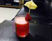 Suco de morango com limão