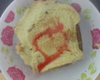 Panqueca doce e leve com recheio de sorvete