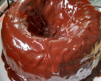 Cobertura de chocolate com creme de leite