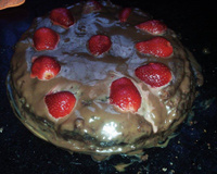 Bolo de brigadeiro com Morango