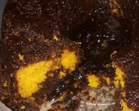 Bolo de cenoura mesclado com chocolate de liquidificador
