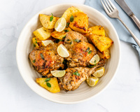 Sobrecoxas de frango com Creme de cebola e orégano