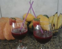 Coquetel de frutas sem álcool