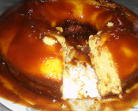 Bolo de fubá com goiabada