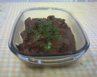 Fraldinha com falso molho madeira