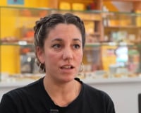 Lorena, dona de uma cafeteria na Espanha: "Em um ano, faturamos € 138.000 e ainda tenho 8 a 9% no banco”