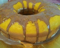 Bolo de cenoura cremoso