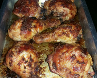 Coxa e sobrecoxa assada molhadinha