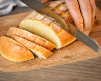 Pão sem glúten, sem lactose e muito fofinho sem sovar? Ele existe e essa é a receita!