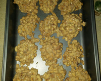 Pé de moleque de leite condensado