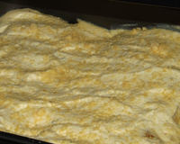 Panqueca cremosa de frango com requeijão e molho branco