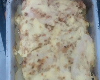 Filé de frango com creme de cebola