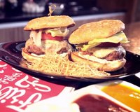 Hambúrguer Friboi por Juliana Dantas