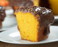 Receita de bolo de cenoura sem óleo: rápido, macio e perfeito para o lanche