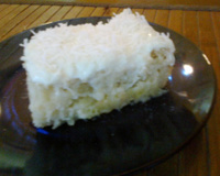 Bolo de abacaxi gelado