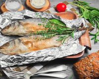 Peixe frito na airfryer com papel alumínio: é perigoso ou dá para fazer e fica bom?