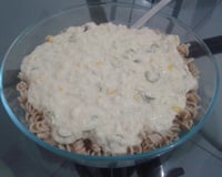 Macarrão com atum ao molho branco