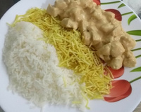 Strogonoff de frango fácil