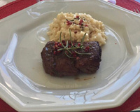 Risoto com filé mignon e pimenta rosa