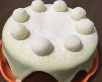 Bolo vulcão de leite em pó com creme de avelã