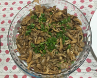 Shimeji na manteiga à brasileira