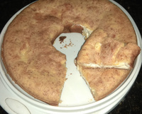 Pão de queijo gigante, recheado com requeijão cremoso