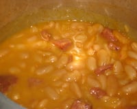 Feijão branco com calabresa