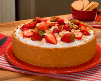 Morangoffee para o fim de semana: prima da banoffee conquista pela mistura perfeita entre morango fresco, chantilly e doce de leite