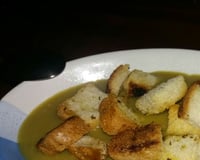 Creme de ervilha com bacon