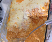 Panqueca com recheio de carne moída e mussarela