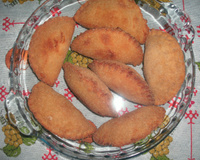 Risoles de frango com creme de queijo