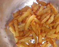 Batata frita com queijo parmesão