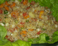 Salada de triguilho (trigo para quibe) e legumes